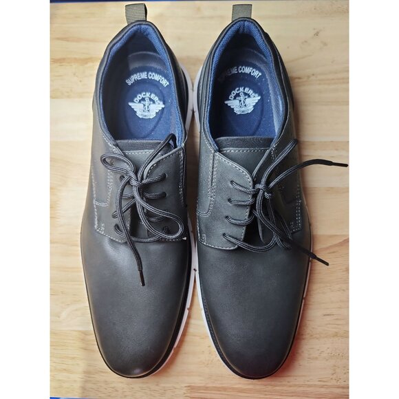 Dockers Size 10 M - Picture 2 of 6